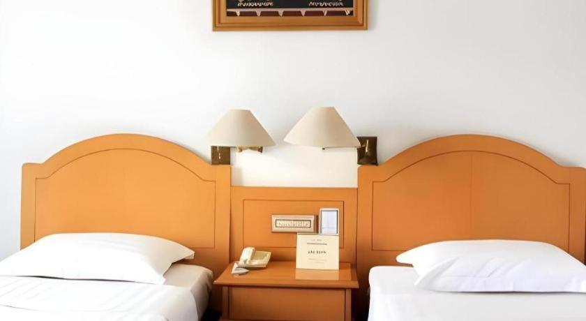 Hotel Marcopolo Bandar Lampung Exteriör bild